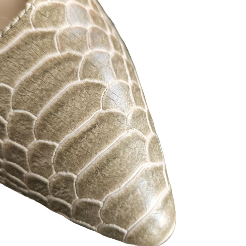 Rouge Helium Zip Up Gator Heels - Picture 5 of 16
